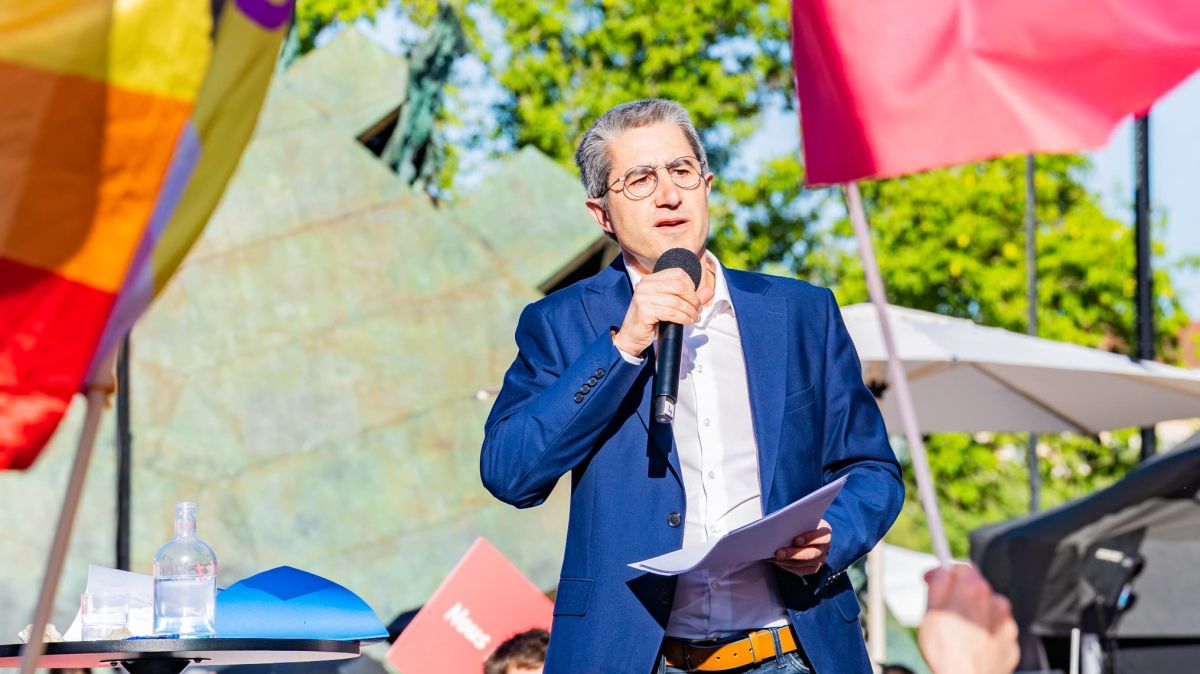 François Ruffin prend du recul face aux chiffres favorables de Mélenchon et Glucksmann