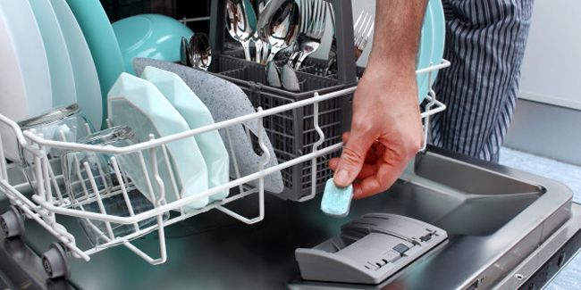 Éliminer les mauvaises odeurs de votre lave-vaisselle : 9 astuces efficaces