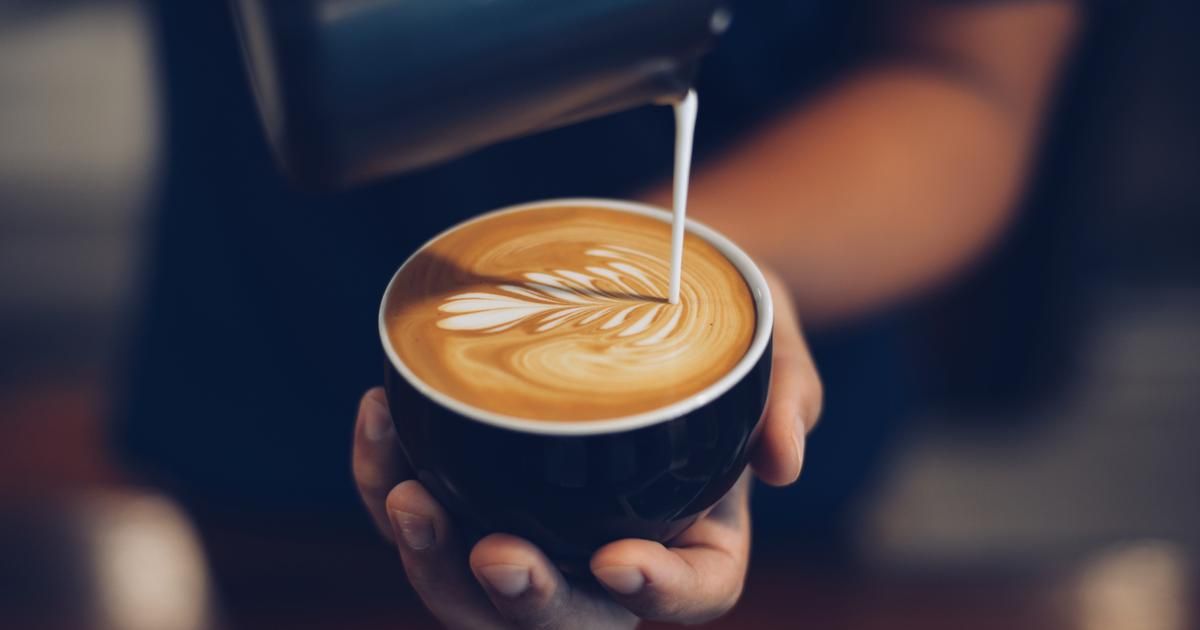 lait et café : un duo controversé pour bien démarrer la journée