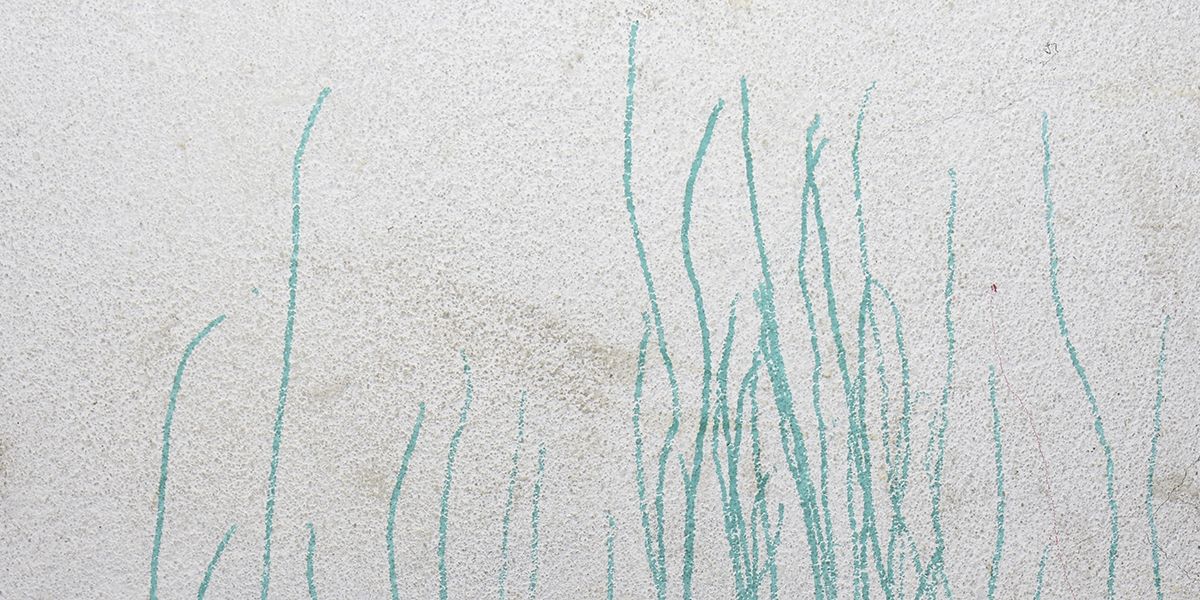Des astuces infaillibles pour enlever les traces de crayon sur vos murs