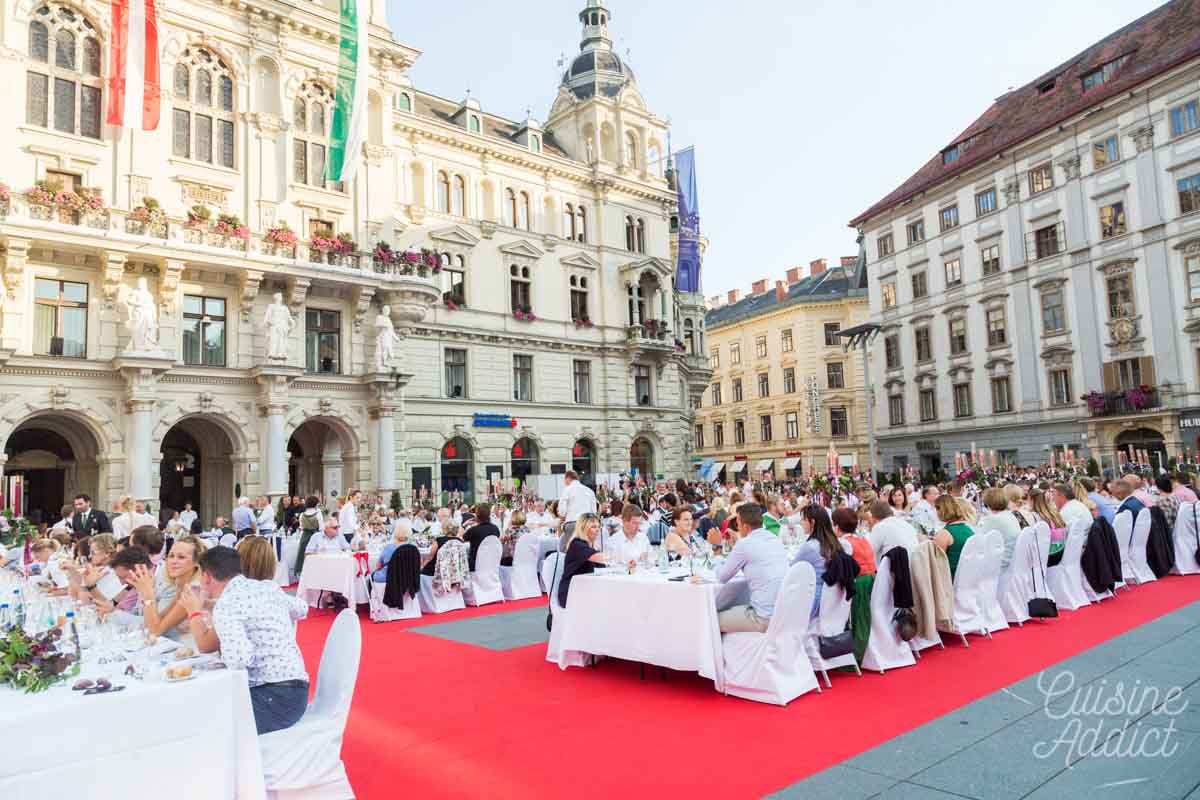 Die longue Tafel : un festin à Graz