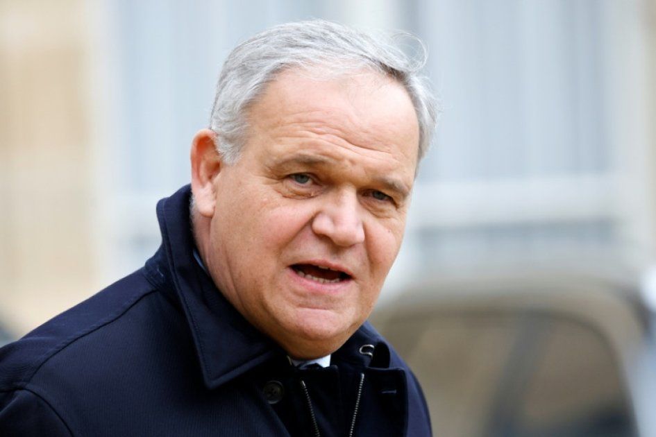 Inquiétude grandissante autour de la candidature de François-Noël Buffet au Défenseur des droits