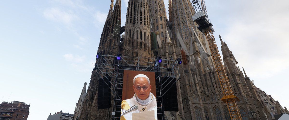 Léon XIV fait sensation à la Sagrada Familia : un moment d'émotion collective