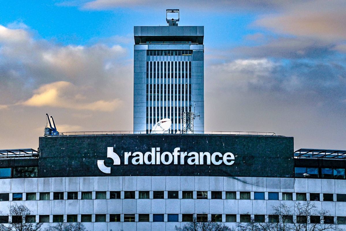 Radio France sous le feu des critiques pour sa représentation du RN