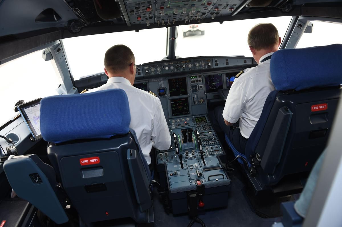 Un pilote testé positif à la cocaïne après un atterrissage à Nice