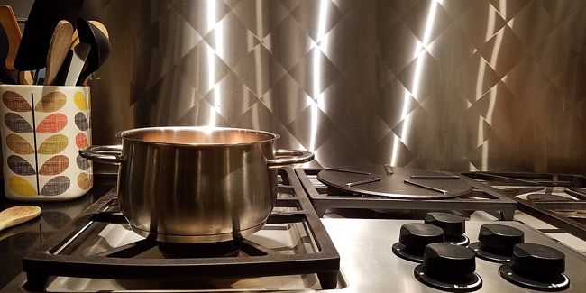 Comment nettoyer et faire briller de l’inox ?