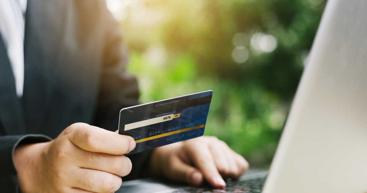 Zoom sur les e-cartes bleues : un outil de sécurité pour vos achats en ligne