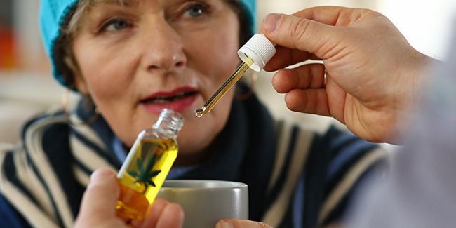 Comment le cbd améliore le quotidien des séniors