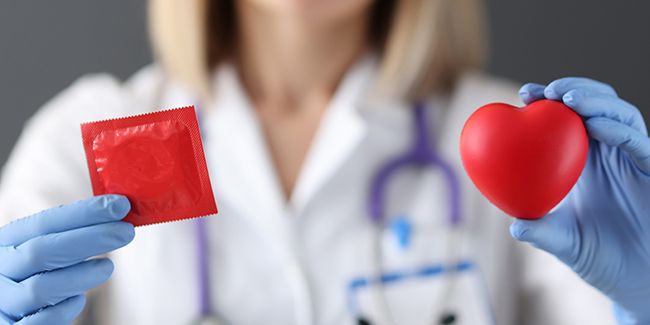 Les infections sexuellement transmissibles chez les seniors : un sujet tabou à aborder
