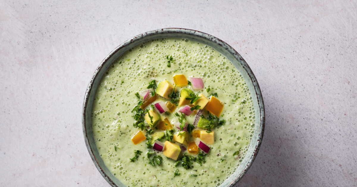 Gaspacho vert : une recette estivale savoureuse de Cyril Lignac