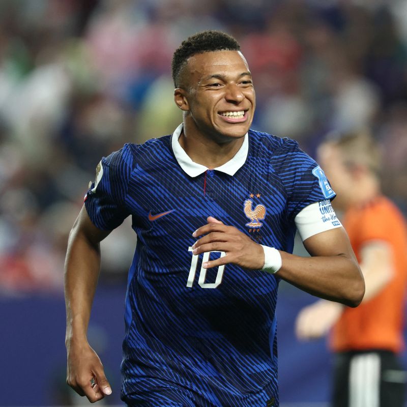 Les Bleus s'imposent brillamment contre l'Irak malgré un orage à Philadelphie