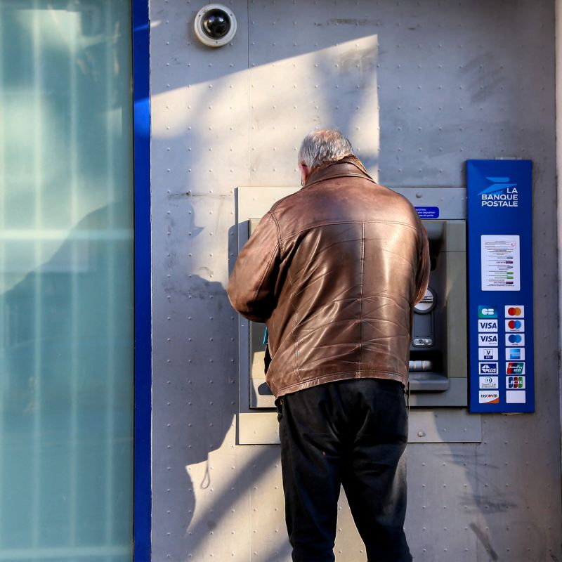 hausse des tarifs bancaires : un signe de mutation du marché