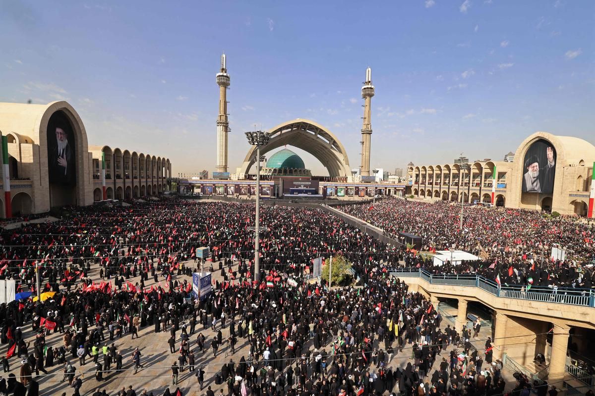 Des millions d'Iraniens se recueillent pour Ali Khamenei : un hommage marqué par l'émotion et la détermination