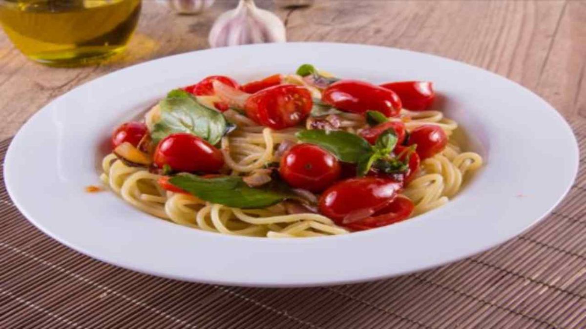 Spaghetti alla poveraccia : un plat savoureux à redécouvrir