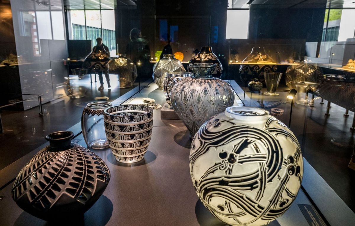 Un casse spectaculaire au musée Lalique : plus de 4,5 millions d'euros de bijoux dérobés