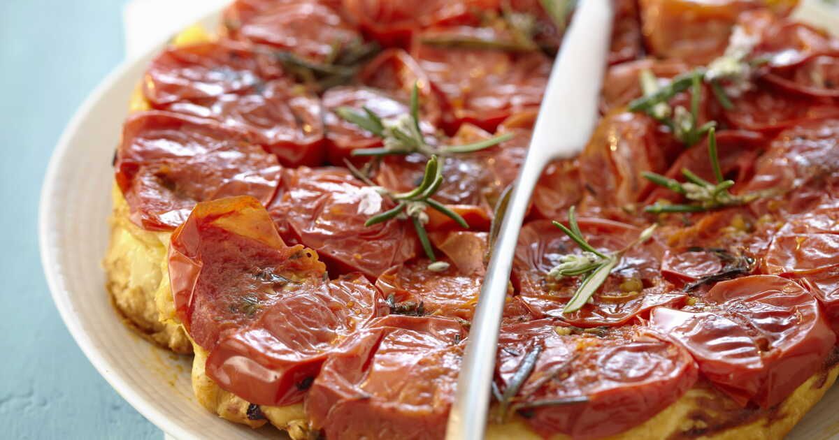 Découvrez la tarte tatin sucré-salé de Cyril Lignac avec un ingrédient surprenant